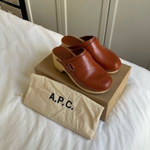 A.P.C. Sabot Leather Clogs EU 37